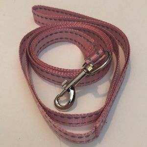 Pink Leash pets